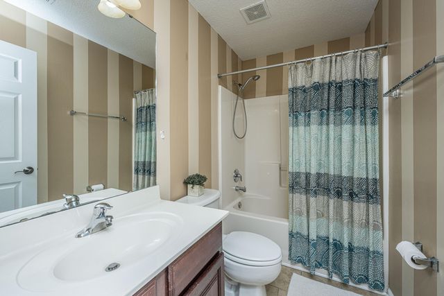 52 Regency Oaks Drive, Summerville, SC 29485