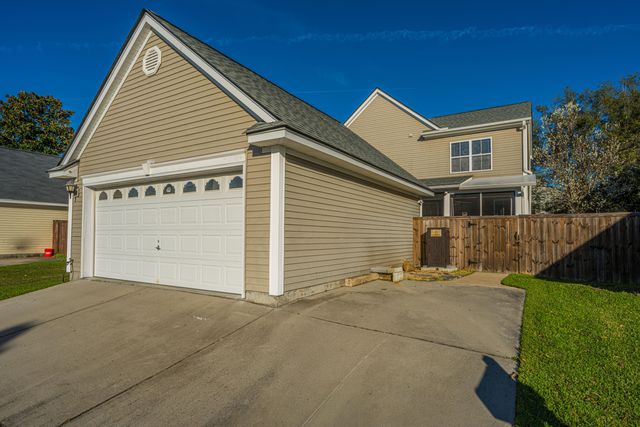 52 Regency Oaks Drive, Summerville, SC 29485