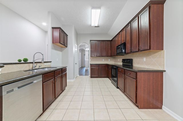3520 White Oak Point Drive, Conroe, TX 77304