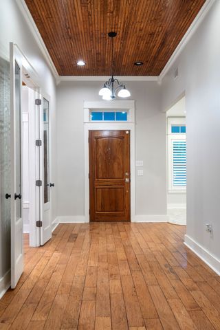 119 College Street, Farmersville, TX 75442