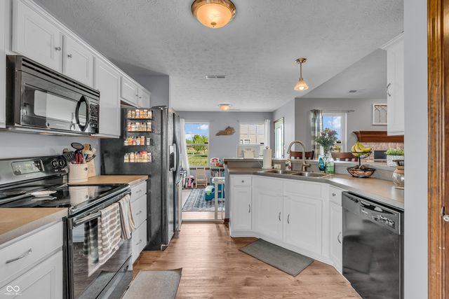 893 Sagittarius Avenue, Franklin, IN 46131