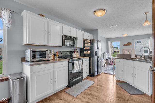 893 Sagittarius Avenue, Franklin, IN 46131