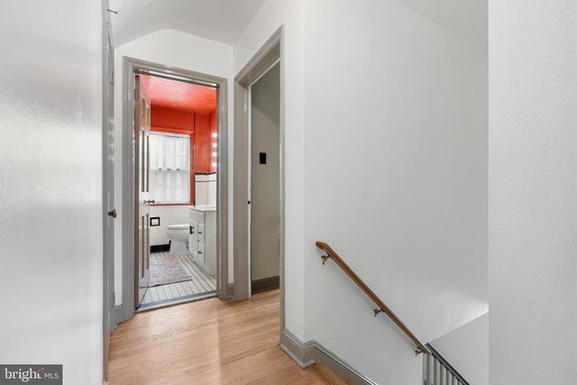 8 GEORGETOWN RD, Carneys Point, NJ 08069