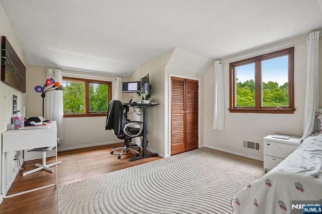 1227 Ringwood Avenue, Pompton Lakes, NJ 07442