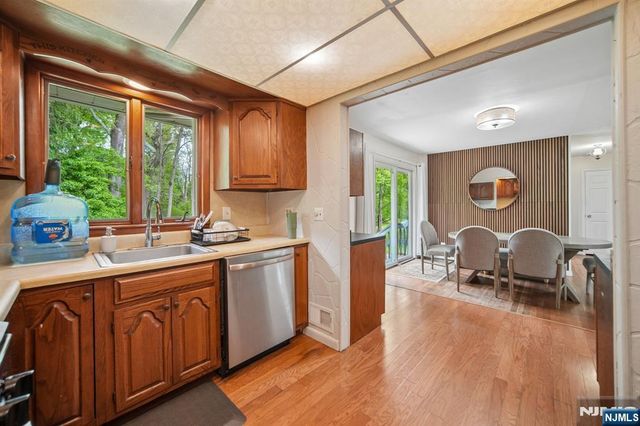 1227 Ringwood Avenue, Pompton Lakes, NJ 07442