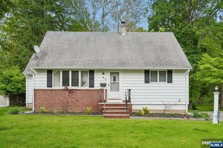 1227 Ringwood Avenue, Pompton Lakes, NJ 07442