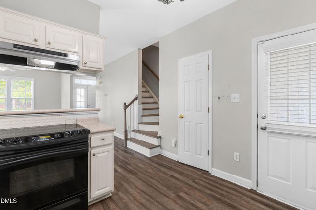 6924 Jeffreys Creek Lane, Raleigh, NC 27616