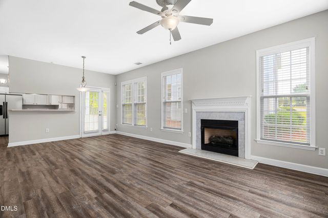 6924 Jeffreys Creek Lane, Raleigh, NC 27616