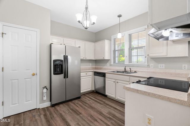 6924 Jeffreys Creek Lane, Raleigh, NC 27616