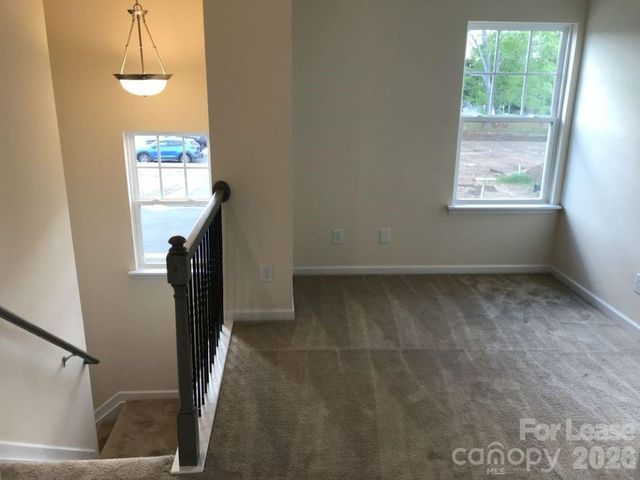 7336 Jane Parks Way, Charlotte, NC 28217
