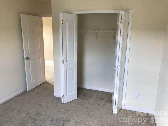 7336 Jane Parks Way, Charlotte, NC 28217