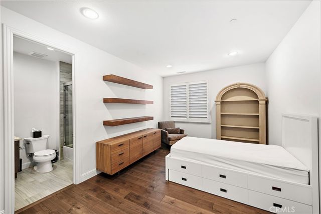 106 Orchid Terrace, Irvine, CA 92618