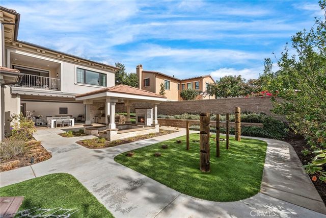 106 Orchid Terrace, Irvine, CA 92618