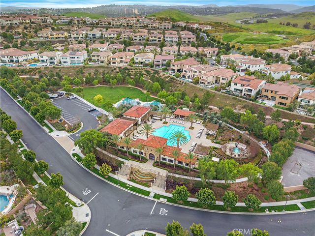 106 Orchid Terrace, Irvine, CA 92618