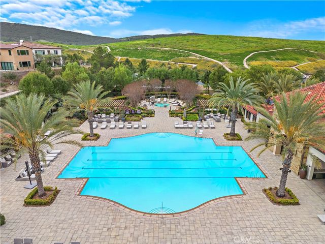 106 Orchid Terrace, Irvine, CA 92618