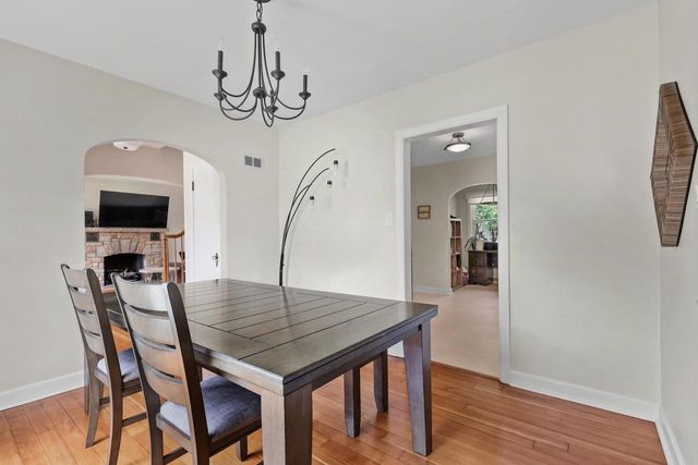 129 S Jackson STREET, Elkhorn, WI 53121