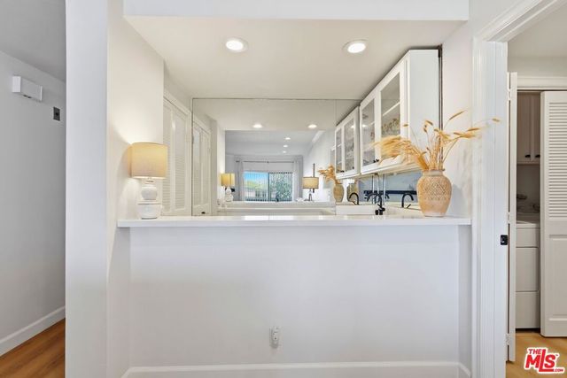 828 S Bedford Street 202, Los Angeles, CA 90035