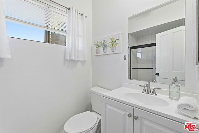 828 S Bedford Street 202, Los Angeles, CA 90035