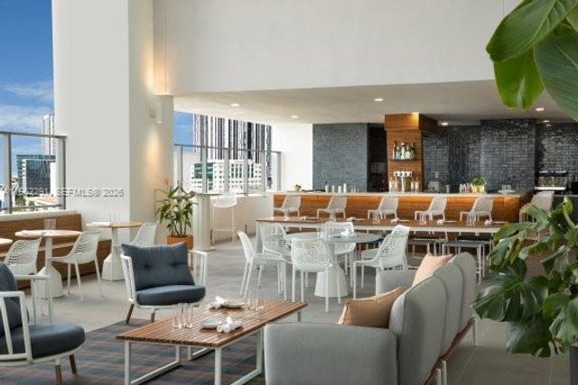 227 NE 2nd St 2601, Miami, FL 33132