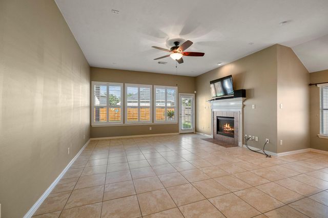 20014 Queens Oak Court, Spring, TX 77379