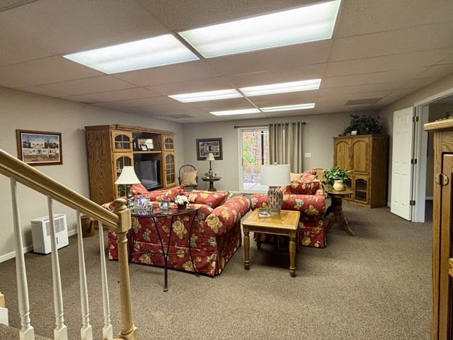 498 Dearman St, Smithville, TN 37166