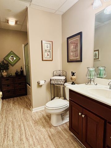 498 Dearman St, Smithville, TN 37166