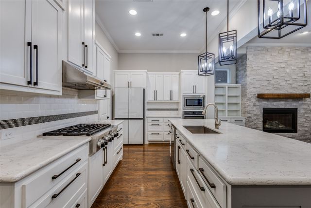 7301 Avondale Drive, Mckinney, TX 75070