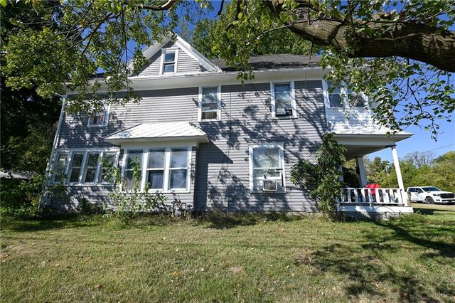 528 E Allison Street, Nevada, MO 64772