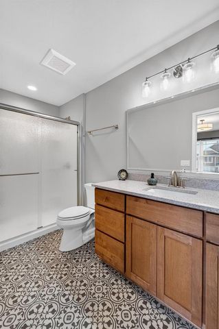 828 Shadowwood Trail, Sun Prairie, WI 53590