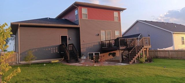 828 Shadowwood Trail, Sun Prairie, WI 53590