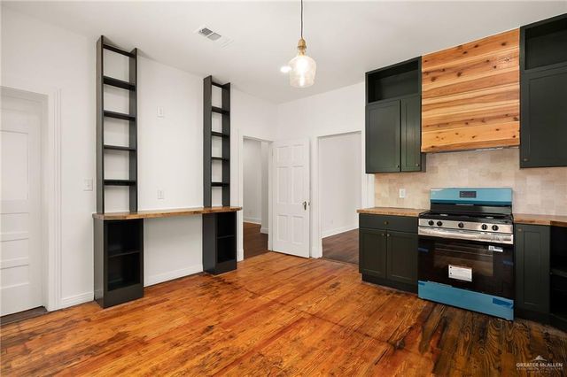 1306 Jasmine Avenue, Mcallen, TX 78501