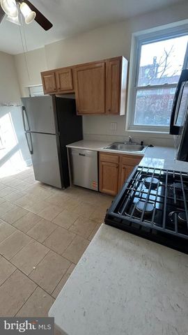 32 RANDOLPH PL NW, Washington, DC 20001