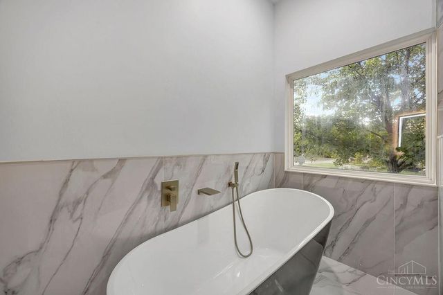 6241 Shady Creek Way, Fairfield Twp, OH 45011