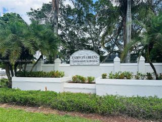 481 SW 113th Way 481, Pembroke Pines, FL 33025