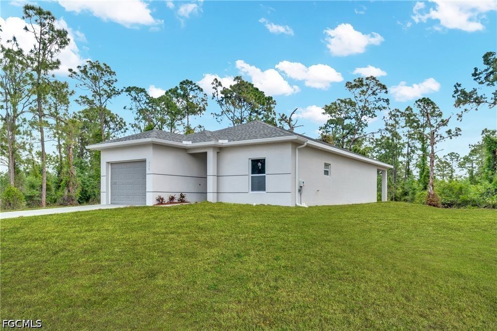 715 Bering AVE S, Lehigh Acres, FL 33974