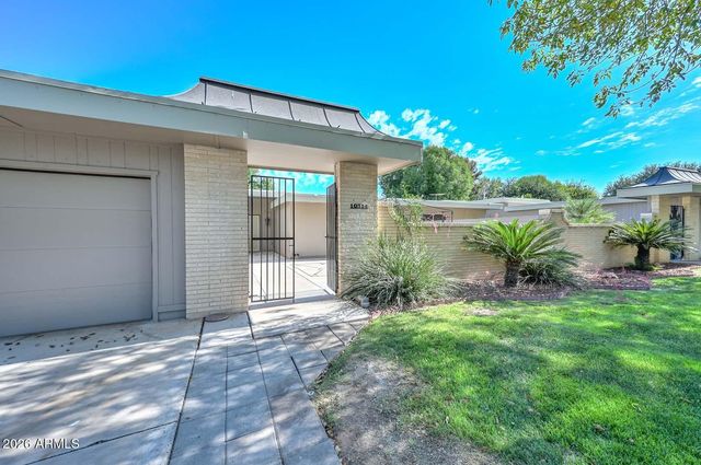 10314 W SPANISH MOSS Lane, Sun City, AZ 85373