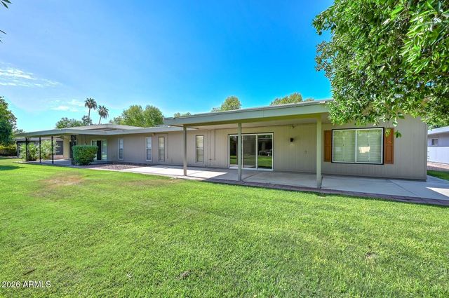 10314 W SPANISH MOSS Lane, Sun City, AZ 85373