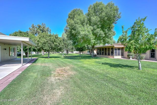 10314 W SPANISH MOSS Lane, Sun City, AZ 85373