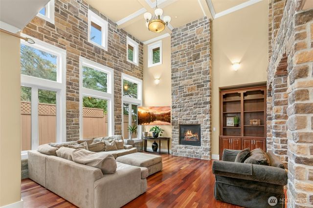 18634 92nd Avenue NE, Bothell, WA 98011