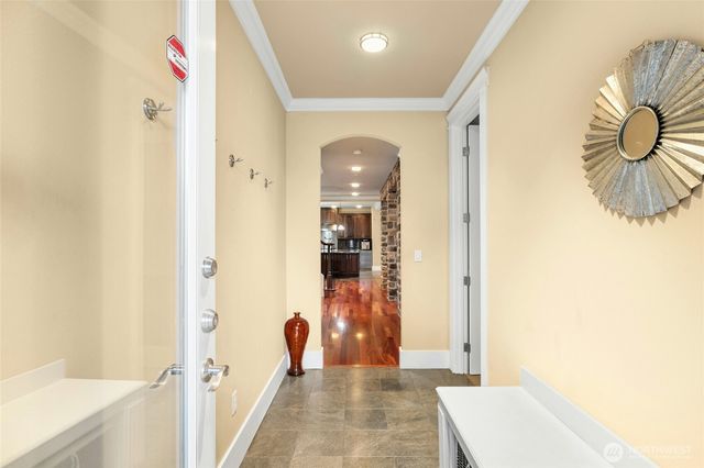 18634 92nd Avenue NE, Bothell, WA 98011