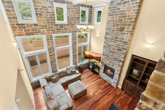 18634 92nd Avenue NE, Bothell, WA 98011