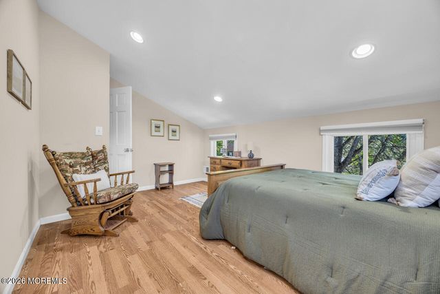 10 Collinson Drive, Middletown, NJ 07748