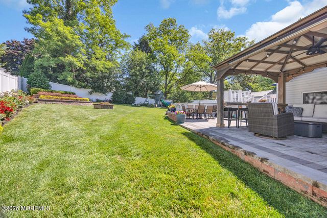 10 Collinson Drive, Middletown, NJ 07748