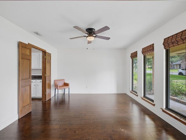 1214 Fawn Ridge Drive, Duncanville, TX 75137