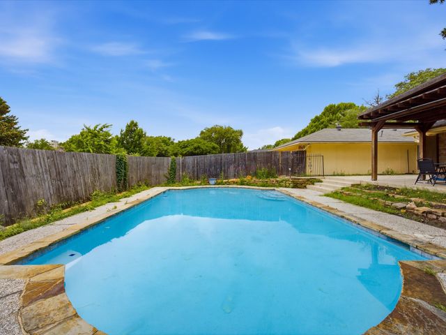 1214 Fawn Ridge Drive, Duncanville, TX 75137