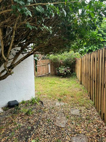 115 Spoonbill Court, Jupiter, FL 33458