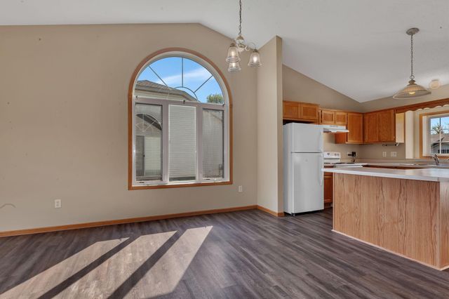 203 Appaloosa Court, Braham, MN 55006