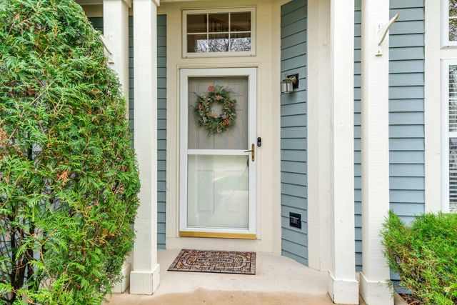 1315 Lily Court, Grayslake, IL 60030