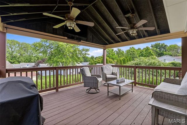 4 Cambourne Court, St Peters, MO 63376