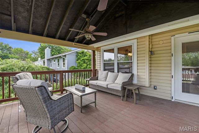 4 Cambourne Court, St Peters, MO 63376